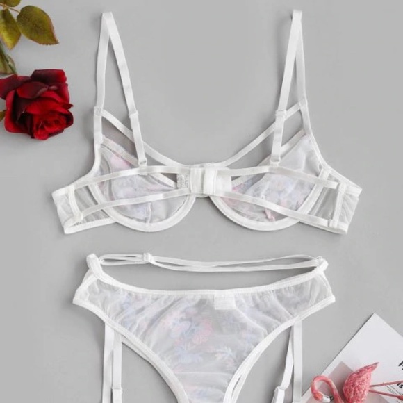 NWOT lingerie - Picture 2 of 4